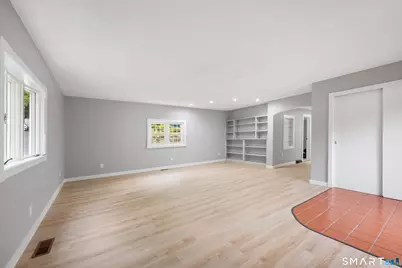 8 Hillside Road, Southbury, CT 06488 - Photo 12