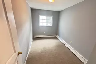 71 Williams St, Hartford, CT 06120 - Photo 6