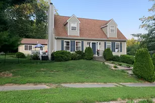 160 Russell St, Groton, CT 06355 - Photo 1