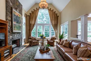 7 Louis Allan Dr, Danbury, CT 06811 - Photo 10