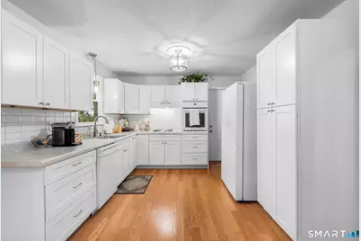 17 Albion Street, Naugatuck, CT 06770 - Photo 4