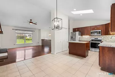 315 Kenwood Avenue, Hamden, CT 06518 - Photo 6