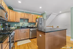 85 Camp Ave, Stamford, CT 06907 - Photo 12