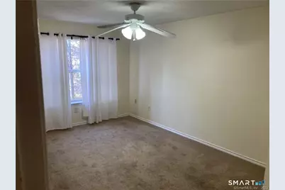 31 High Street #5304, East Hartford, CT 06118 - Photo 6