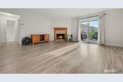 71 Aiken Street #D9, Norwalk, CT 06851 - Photo 4