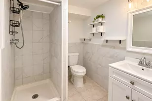 150 Thomaston St, Hartford, CT 06112 - Photo 30