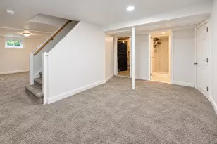 150 Thomaston St, Hartford, CT 06112 - Photo 28