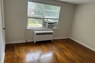 51 Arnold Way, West Hartford, CT 06119 - Photo 10
