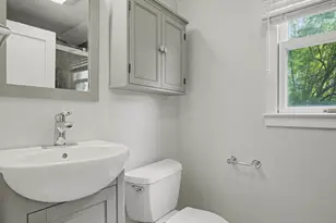 40 Tupper Dr, Stamford, CT 06902 - Photo 22