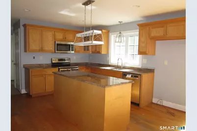 18 Melissa Way, Stafford, CT 06076 - Photo 10