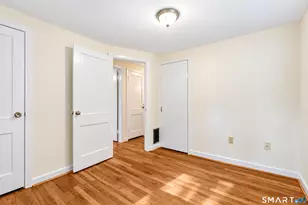 21 Monroe St, North Haven, CT 06473 - Photo 16