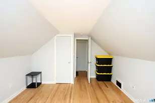 261 Tremont St, New Britain, CT 06051 - Photo 24