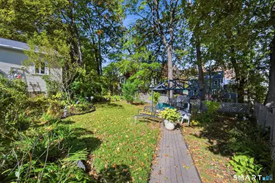 66 Branford Street, Hartford, CT 06112 - Photo 38