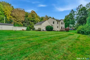 811 Lake Dr, Guilford, CT 06437 - Photo 34