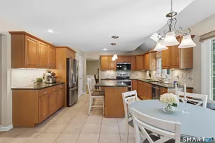 7 Laurel Ridge Rd, Guilford, CT 06437 - Photo 10