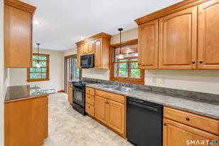 95 Lower Blvd, New London, CT 06320 - Photo 16
