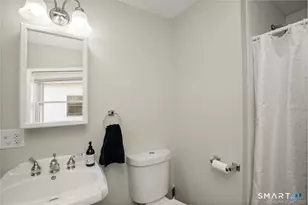 26 Grove St, Ansonia, CT 06401 - Photo 14