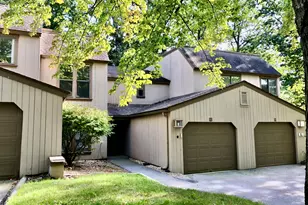 10 Cottonwood Dr, Avon, CT 06001 - Photo 1