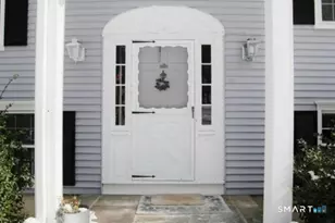 113 Dogwood Ln, Stamford, CT 06903 - Photo 4