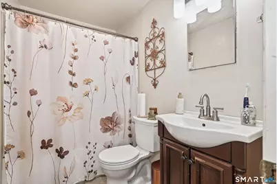 450 Edgewood Street #50, Hartford, CT 06112 - Photo 18