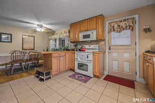 25 Birch St, Bristol, CT 06010 - Photo 6