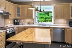 131 Killingworth Rd, Haddam, CT 06441 - Photo 10