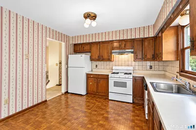 25 Benjamin Way, South Windsor, CT 06074 - Photo 10