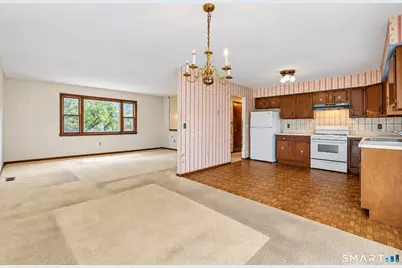 25 Benjamin Way, South Windsor, CT 06074 - Photo 8