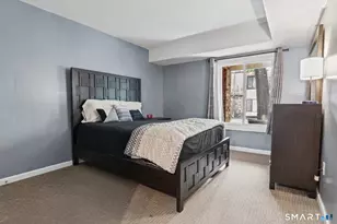 35 Woodsedge Dr, Newington, CT 06111 - Photo 10