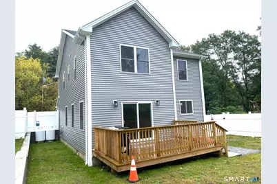 29 Michael Street, Bridgeport, CT 06606 - Photo 32