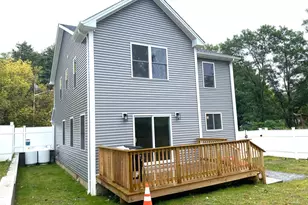 29 Michael St, Bridgeport, CT 06606 - Photo 32