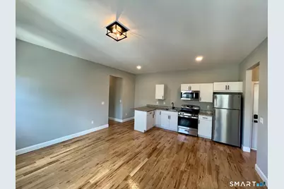 39 South Whiting Street, New Britain, CT 06051 - Photo 2