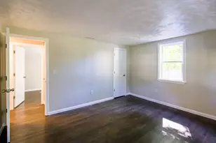 19 Van Buren Rd, Enfield, CT 06082 - Photo 24