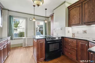 15 Beverly Rd, West Hartford, CT 06119 - Photo 16