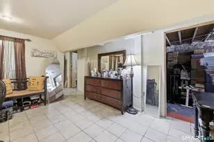 11 Gates Ave, Waterbury, CT 06705 - Photo 22