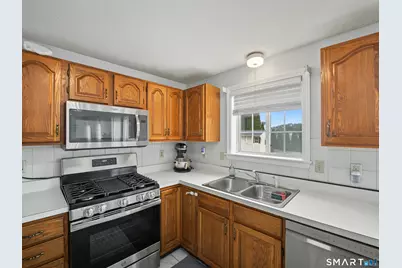 46 Bentley Drive, Manchester, CT 06042 - Photo 22