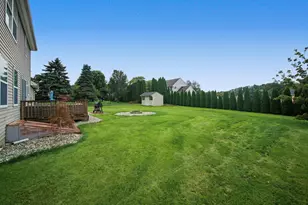 46 Bentley Dr, Manchester, CT 06042 - Photo 4