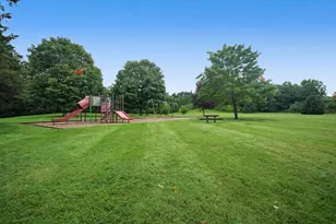46 Bentley Dr, Manchester, CT 06042 - Photo 40