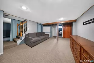 421 Wakelee Ave, Stratford, CT 06614 - Photo 16