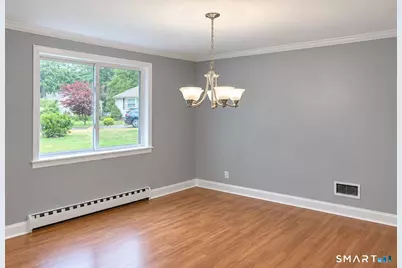 24 Avon Street, Enfield, CT 06082 - Photo 6