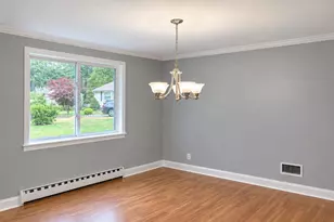 24 Avon St, Enfield, CT 06082 - Photo 6