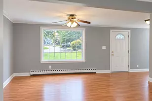24 Avon St, Enfield, CT 06082 - Photo 4