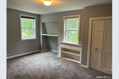 24 Avon Street, Enfield, CT 06082 - Photo 14