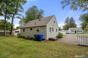 11 Arthur Ave, Enfield, CT 06082 - Photo 16