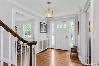 7 Colton Road, West Hartford, CT 06107 - Photo 2