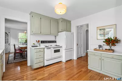 7 Colton Road, West Hartford, CT 06107 - Photo 14
