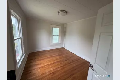 55 East Robbins Avenue, Newington, CT 06111 - Photo 8