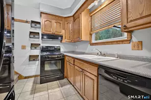 123 Field Rd, Cromwell, CT 06416 - Photo 20