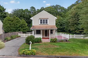 123 Field Rd, Cromwell, CT 06416 - Photo 2