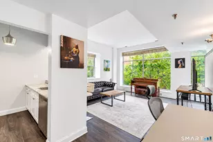 196 Crown St, New Haven, CT 06510 - Photo 1